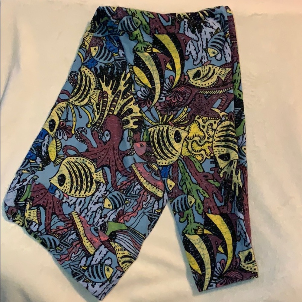 LuLaRoe TC Coral Reef Fish Leggings